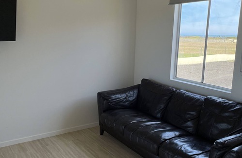 Allestree Cabin | Beach Front Cabin 3 - Two Bedroom Self Contained