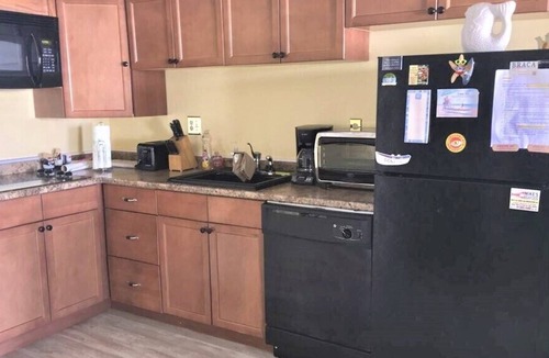 Sea Isle City Condo | BEACH FRONT CONDO WITH A VIEW! INTERNET, A/C & MORE!!!