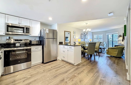 Belle Vista Condo | BEACH FRONT CONDO HIGHLY RATED SPRING & SUMMER DATES AVAILABLE NOW !