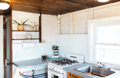 Matunuck Cabin | Beach Front Cottages