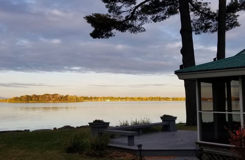 St. Albans Cottage | Beach front cottage with spectacular views, great sunsets
