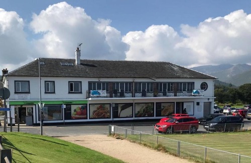 Brodick Apartment | Beach Front Flat, Brodick