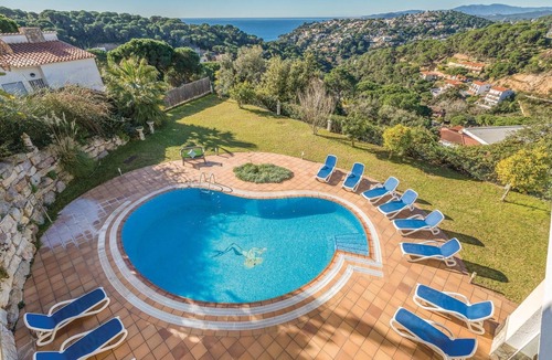 Canyelles House | Beach front home in Lloret de Mar