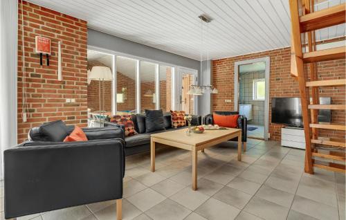 Vedelshave House | Beach Front Home In Asperup With Sauna
