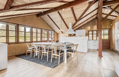 Blavand Strand House | Beach front home in Blåvand with sauna