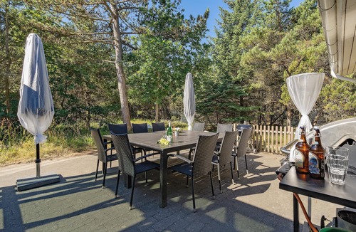 Blavand Strand House | Beach front home in Blåvand with sauna