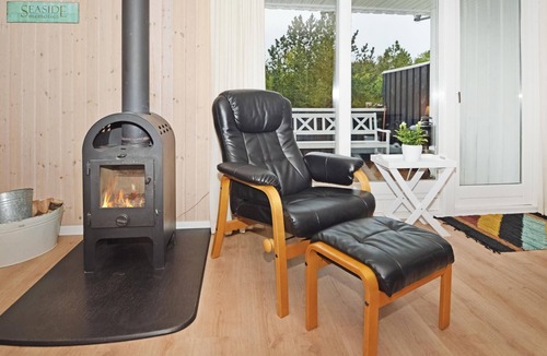 Blavand Strand House | Beach front home in Blåvand with sauna