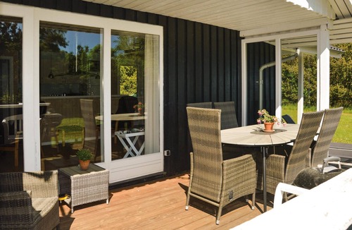 Blavand Strand House | Beach front home in Blåvand with sauna