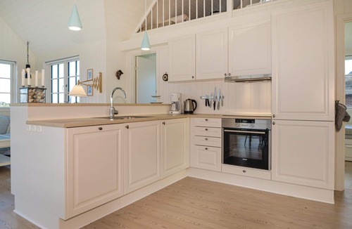 Blavand Strand House | Beach front home in Blåvand with house sea view