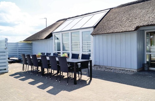 Haurvig House | Beach front home in Hvide Sande with sauna