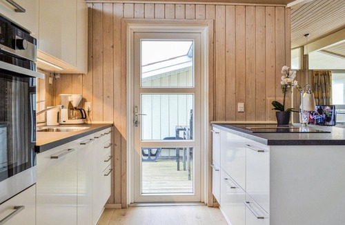Bjerregard Strand House | Beach front home in Hvide Sande with sauna