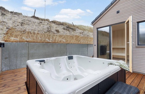 Argab House | Beach front home in Hvide Sande with sauna