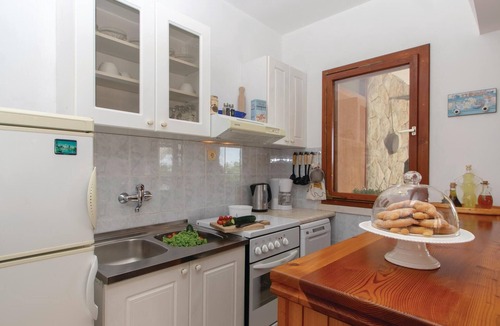 Blato House | Beach front home in Grscica with house sea view