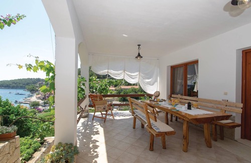 Blato House | Beach front home in Grscica with house sea view
