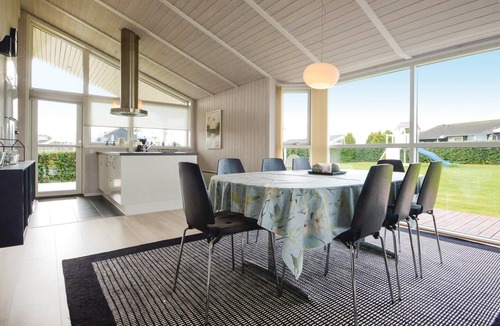 Flovt Strand House | Beach front home in Haderslev with sauna