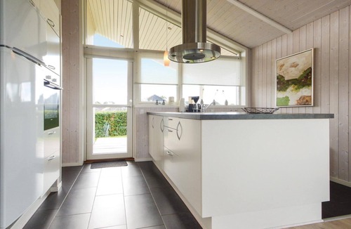 Flovt Strand House | Beach front home in Haderslev with sauna