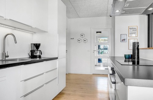 Fynshav House | Beach front home in Haderslev with sauna