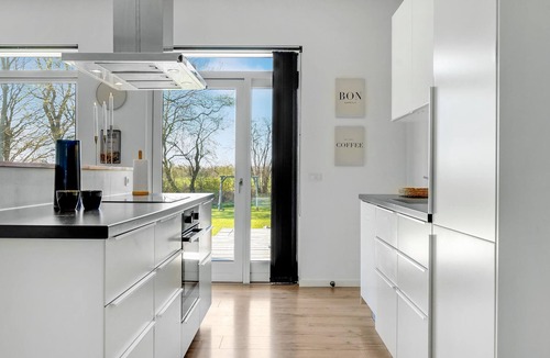 Fynshav House | Beach front home in Haderslev with sauna
