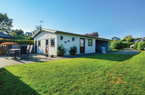 Hejlsminde House | Beach front home in Hejls with WiFi
