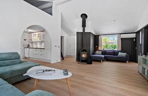 Bork Havn House | Beach front home in Hemmet with sauna