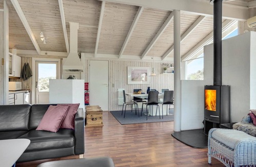 Hjørring House | Beach front home in Hjørring with sauna