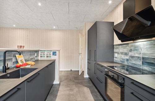 Sundstrup House | Beach front home in Højslev with sauna