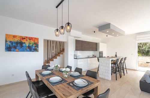 Prigradica House | Beach front home in Prigradica with sauna