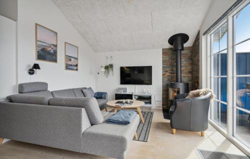 Nørre Lyngvig House | Beach Front Home In Hvide Sande With Sauna