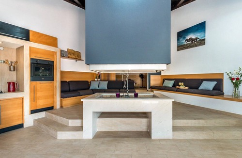 Tribunj House | Beach front home in Ivinj with sauna