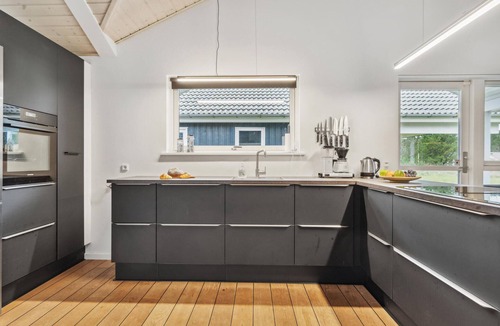 Bratten Strand House | Beach front home in Jerup with sauna