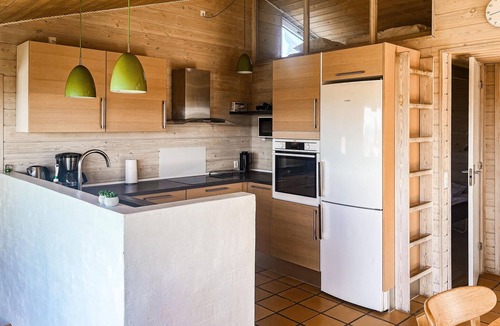 Skødshoved Strand House | Beach front home in Knebel with sauna