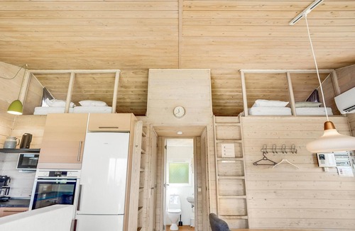 Skødshoved Strand House | Beach front home in Knebel with sauna