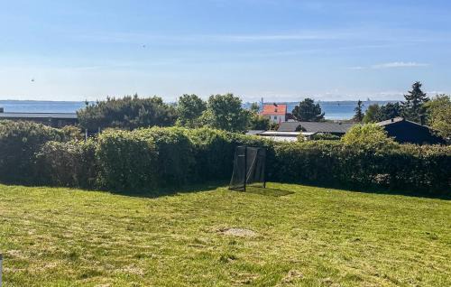 Skødshoved Strand House | Beach Front Home In Knebel With Sauna