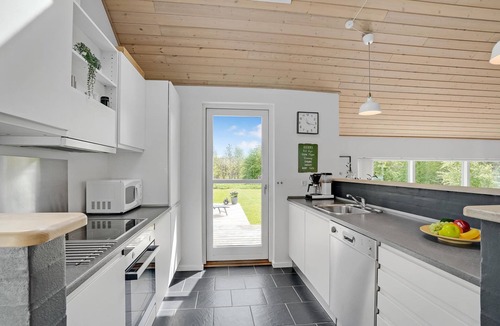 Trend House | Beach front home in Løgstør with sauna