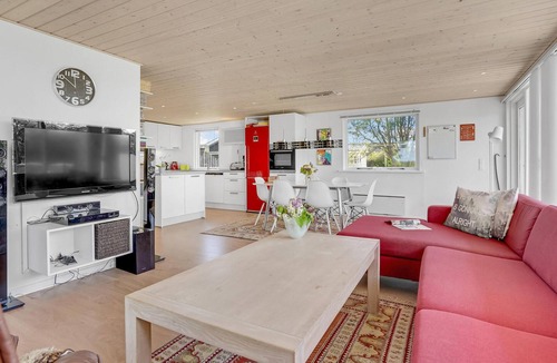 Saksild Strand House | Beach front home in Odder with sauna