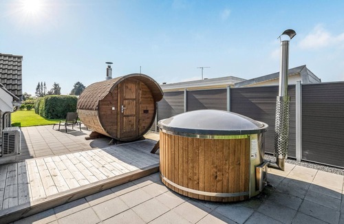 Tørresø House | Beach front home in Otterup with sauna