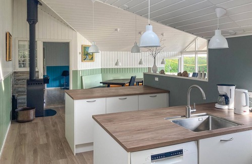Kramnitse House | Beach front home in Rødby with sauna