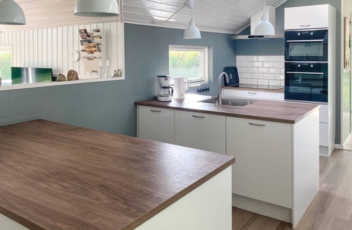 Kramnitse House | Beach front home in Rødby with sauna