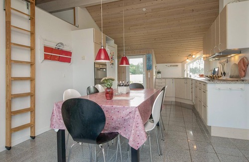 Egense House | Beach front home in Storvorde with sauna
