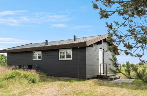 Nordost House | Beach front home in Sæby with WiFi