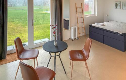 Samsø House | Beach Front Home In Samsø With House Sea View
