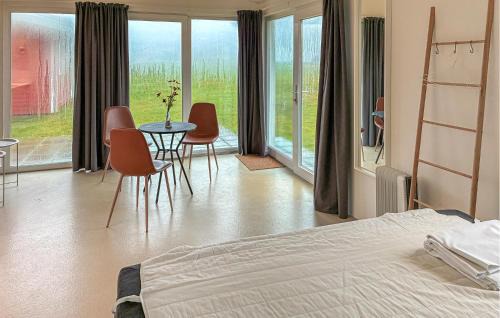 Samsø House | Beach Front Home In Samsø With House Sea View