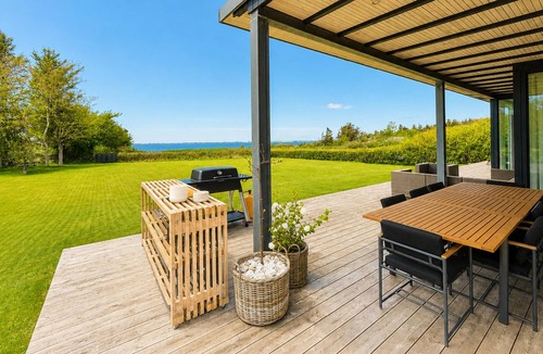 Spøttrup House | Beach front home in Spøttrup