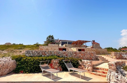Pasman House | Beach front home in Tkon