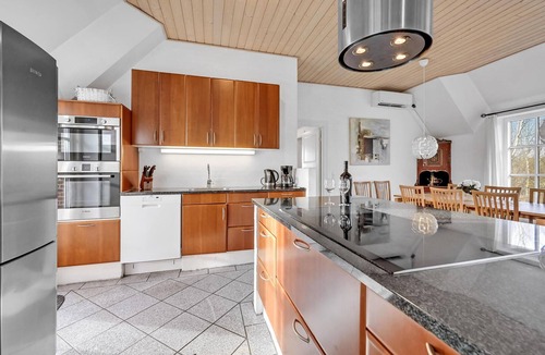 Øby House | Beach front home in Ulfborg with sauna