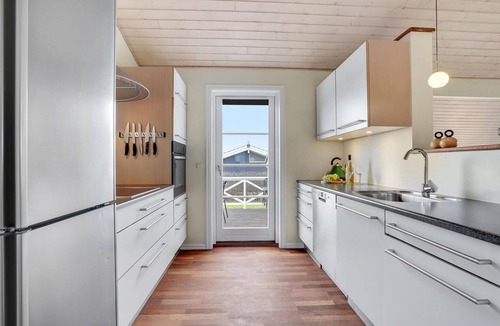 Vinderup House | Beach front home in Vinderup with sauna