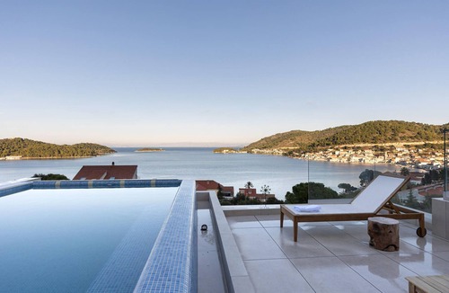 Vis House | Beach front home in Vis with sauna