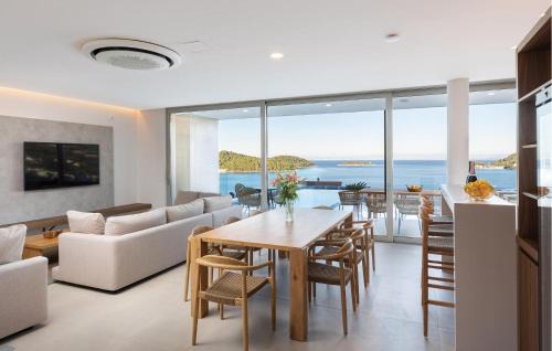 Vis House | Beach Front Home In Vis With Sauna