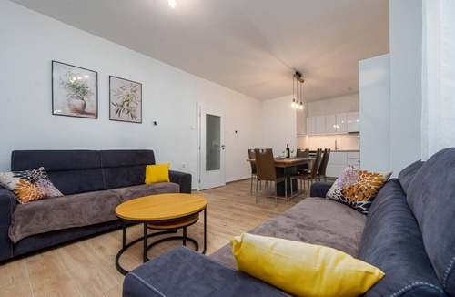 Vrsi House | Beach front home in Vrsi