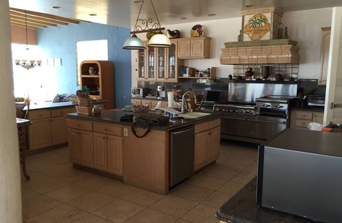 La Joya Villa | Beach front Villa w/4 bdrm. & 5 Bathrooms. Steps to beach